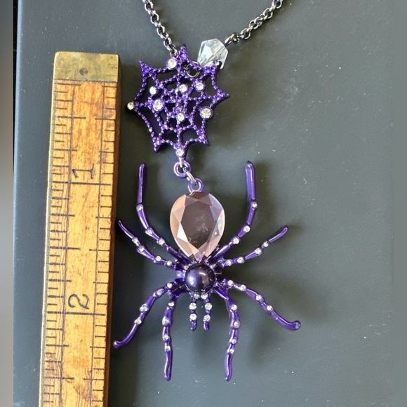 Betsey Johnson Glampire Purple Spider, Web & Baby Spider Necklace. 32”chain NWT - Picture 3 of 6